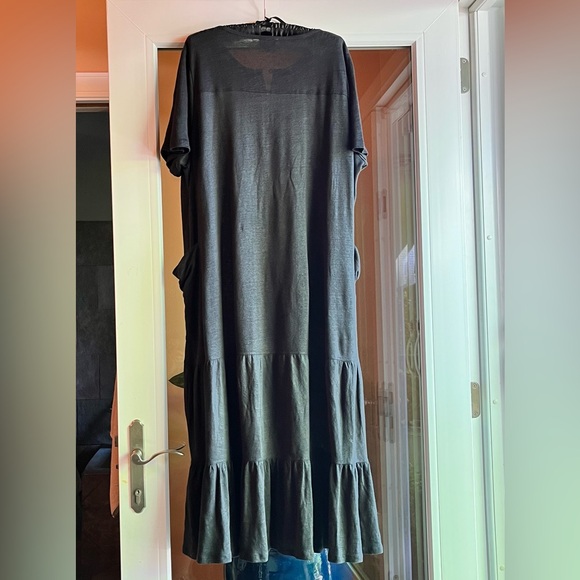 Wrap London Black Tiered Midi Dress with Pockets - Picture 3 of 5